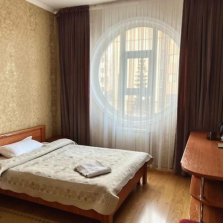 Гостиница "Алтын Орда" Astana Exterior foto
